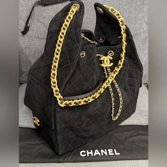 Chanel 25 Hobo Bag Medium Black Suede - Picture 3 of 16